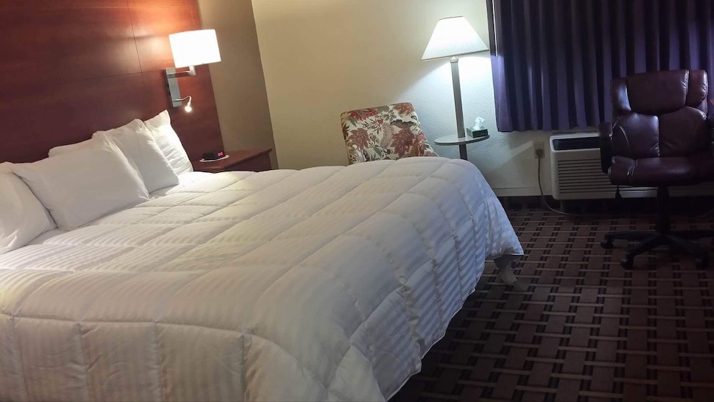 Baymont by Wyndham Paducah 3/18