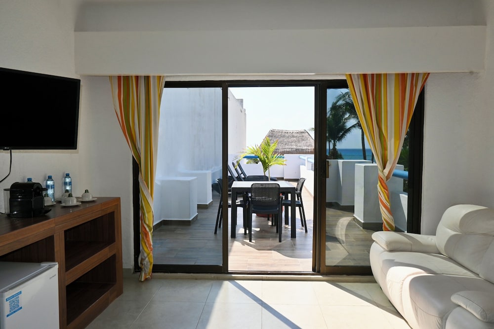 Pelicano Inn 45/67