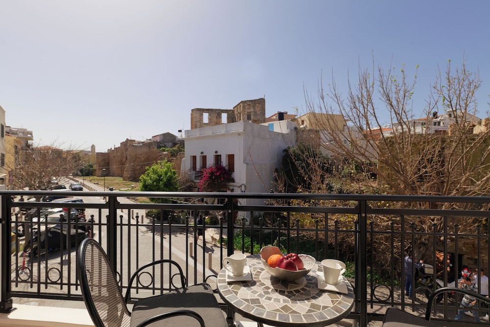 Nival Luxury Suites 38/50