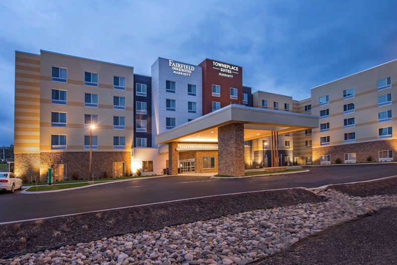 Fairfield Inn & Suites by Marriott Altoona 1/25