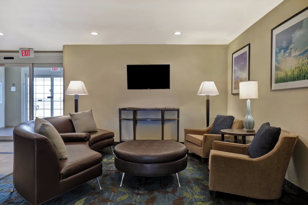 Candlewood Suites Indianapolis - South 47/77