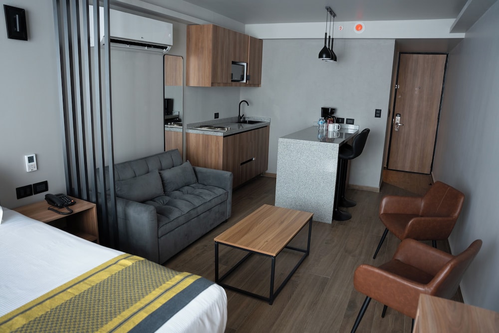 Hotel Block Suites 41/69