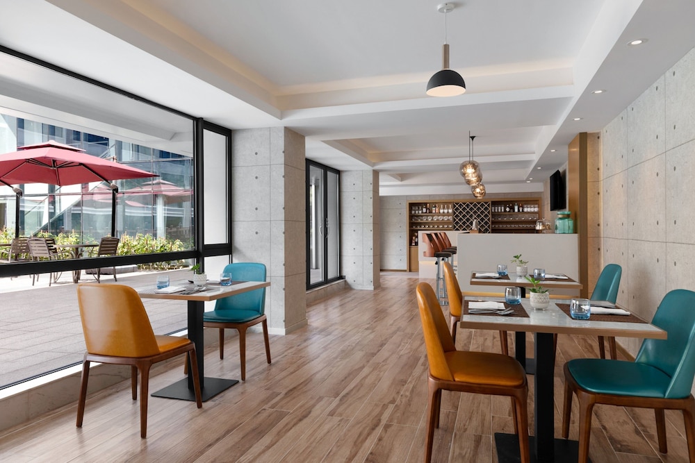 Four Points by Sheraton Boracay 14/20