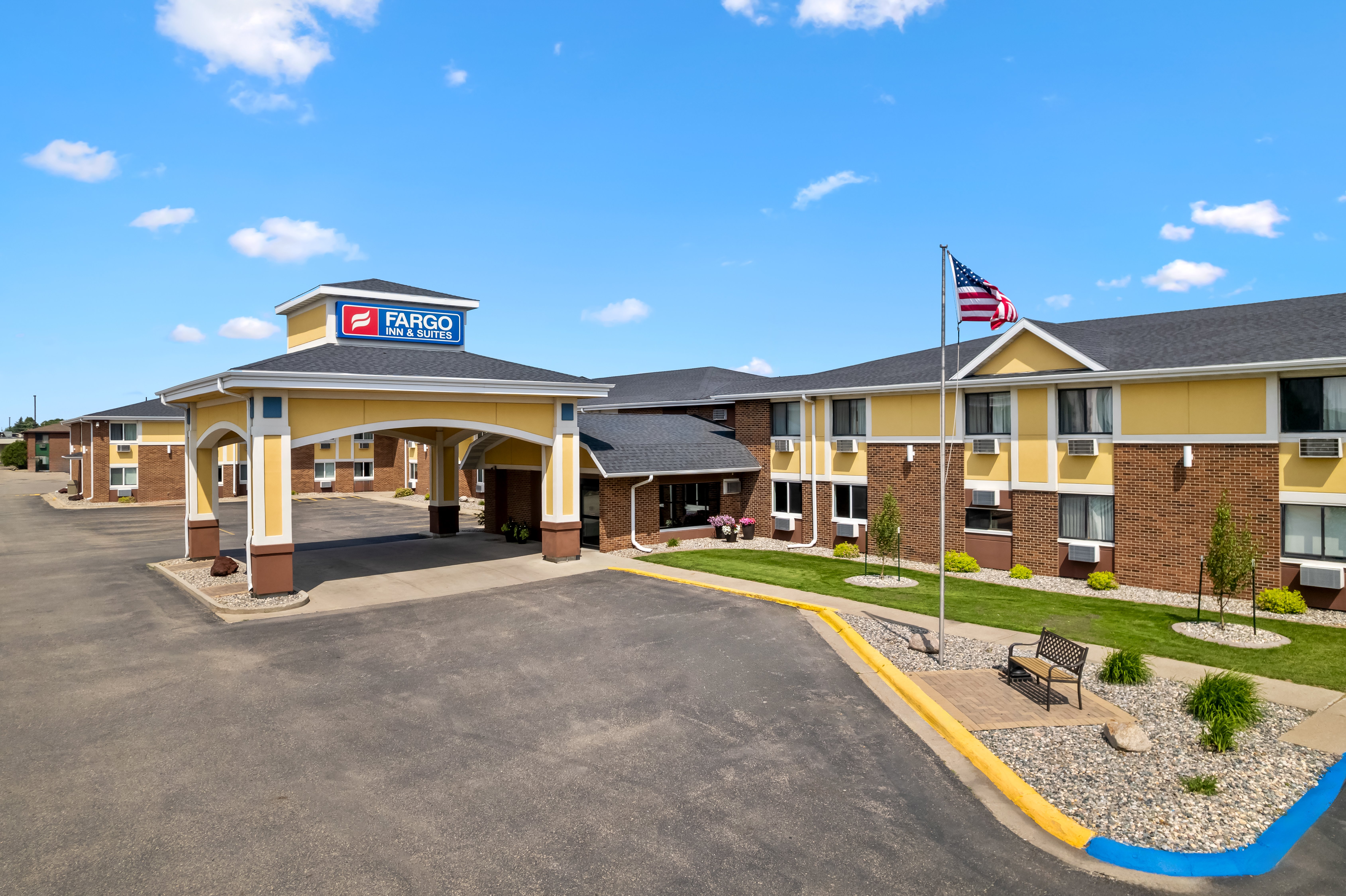 Fargo Inn and Suites 33/34
