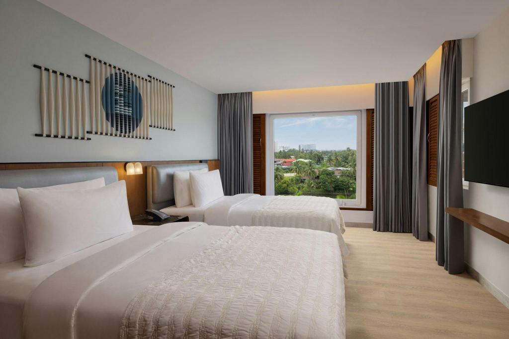 1 Bedroom, Backwater, Suite, Twin Beds, Island View