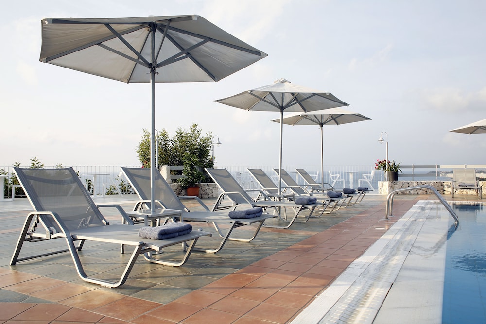Asteris Hotel 42/61