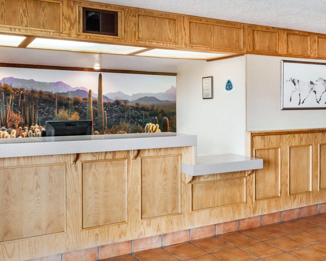 Econo Lodge Lordsburg I-10 4/16