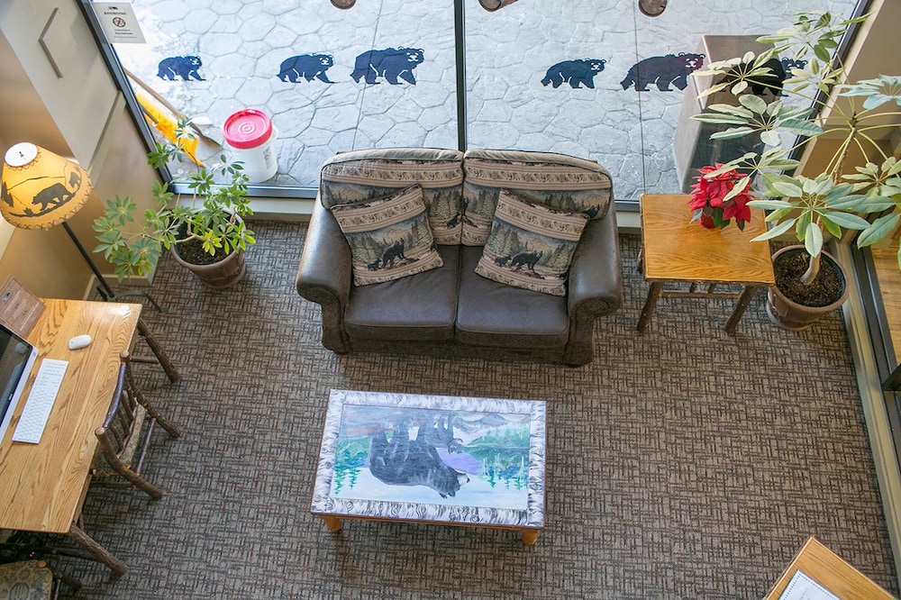 Black Bear Lodge 36/69