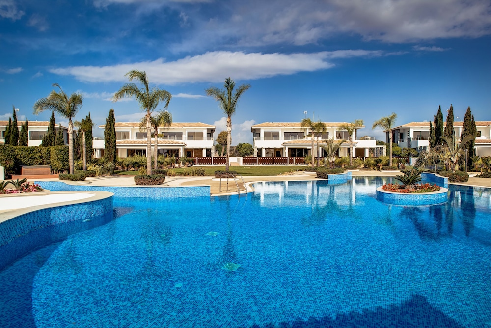 Atlantis Gardens Resort 41/50