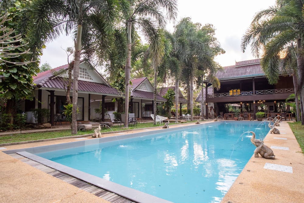 Capital O 834 Iyara Resort & Spa 22/25
