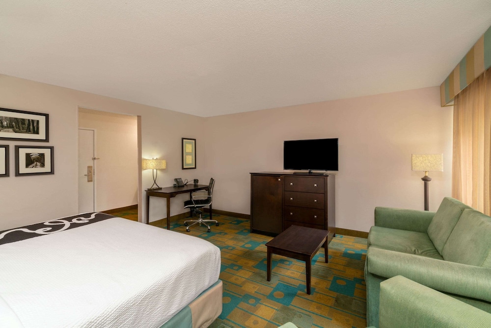 La Quinta Inn & Suites by Wyndham Nashville Airport 29/63