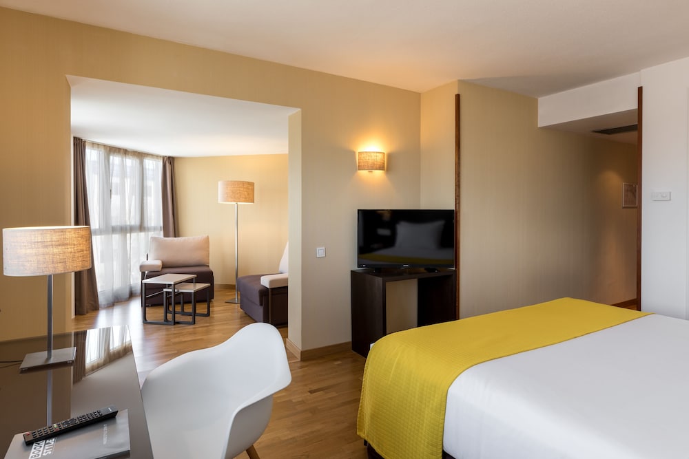 Rafaelhoteles Atocha 16/68