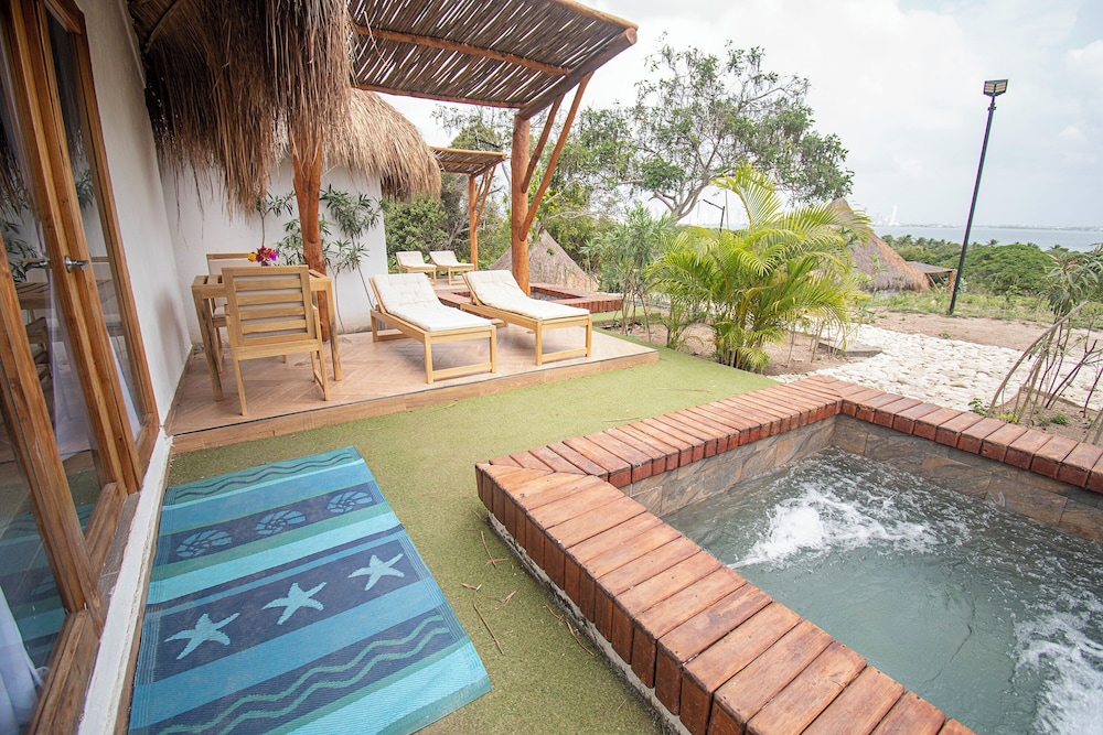 Santuario Beach Hostel 23/48