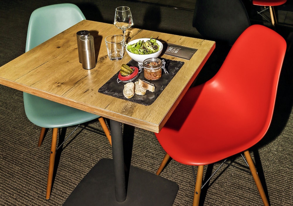 Ibis Bordeaux Centre Bastide 65/72
