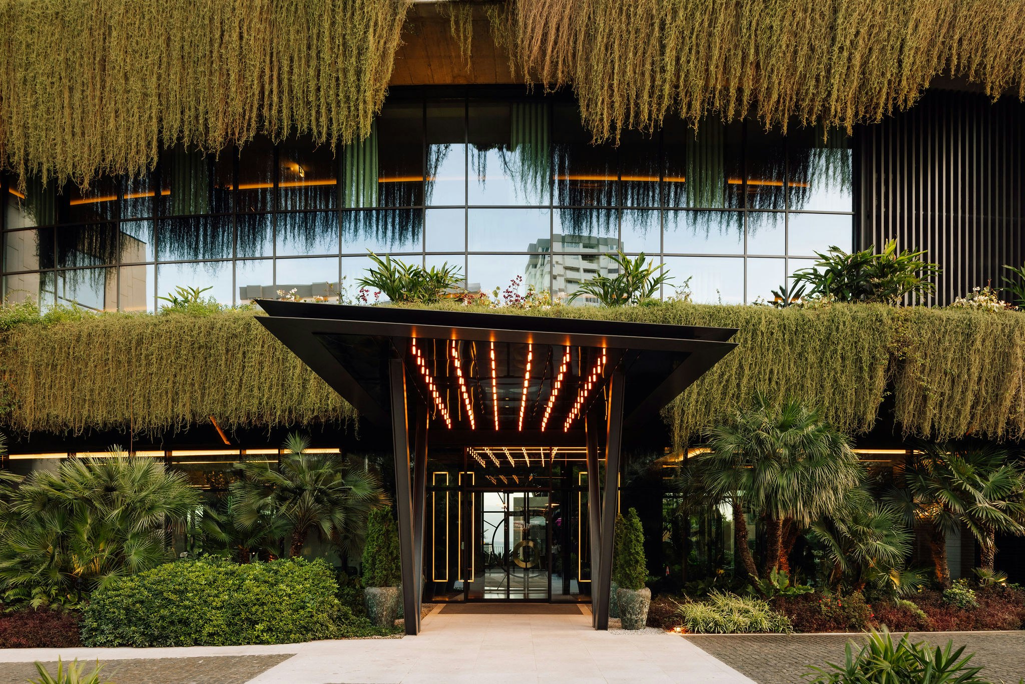 The Reserve by Savoy Signature 7/65