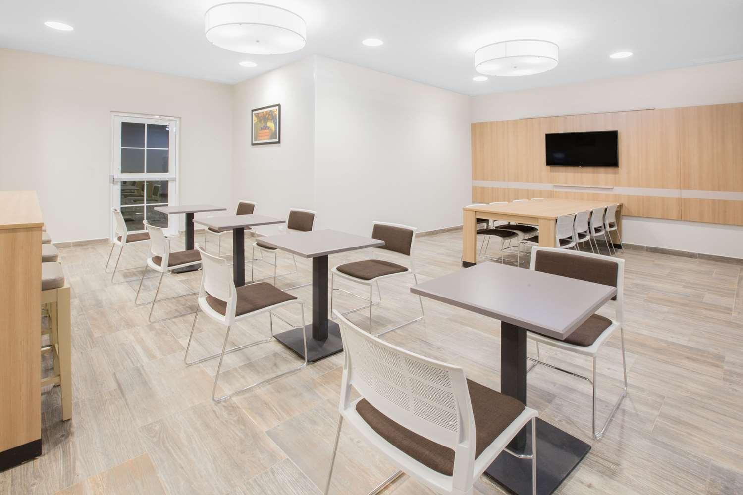 Microtel Inn & Suites By Wyndham Cuauhtemoc 32/40