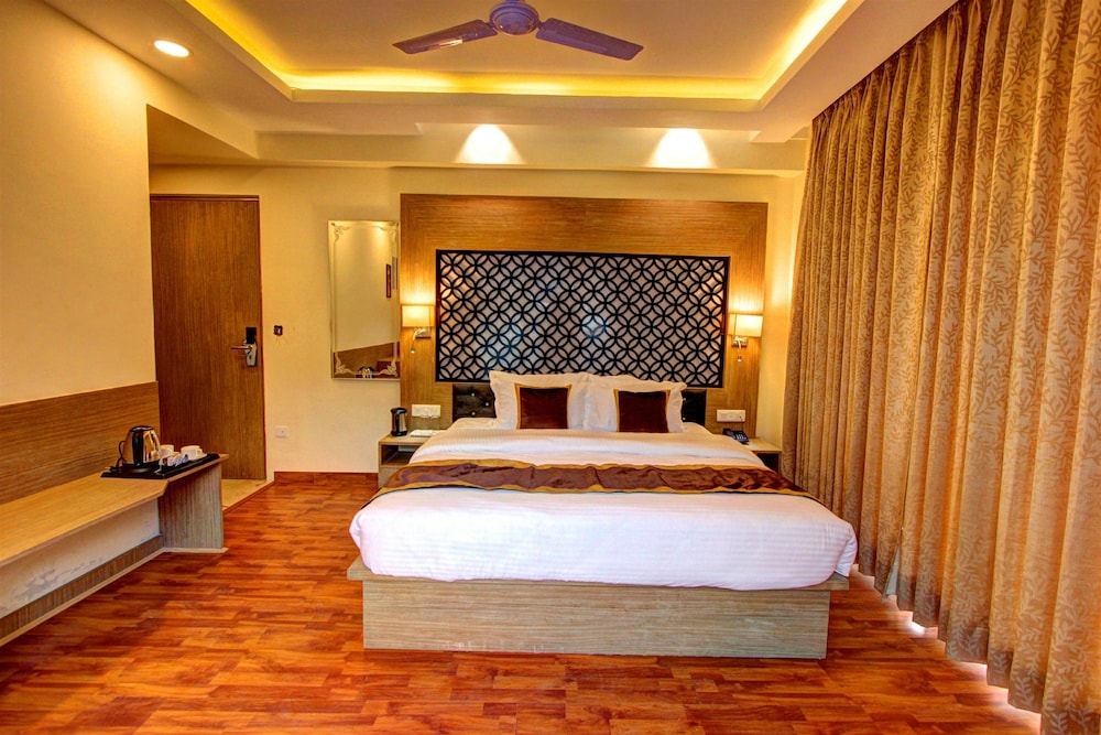 Hill County Resort 20/50