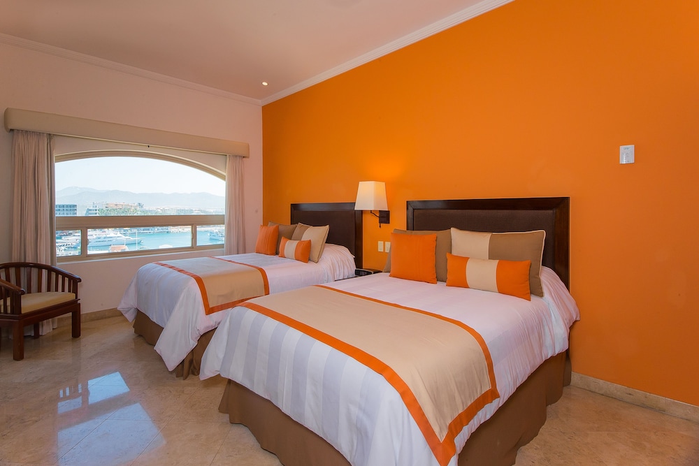 2 Bedrooms, Presidential, Suite, 2 Double Beds, King Bed, Murphy Bed