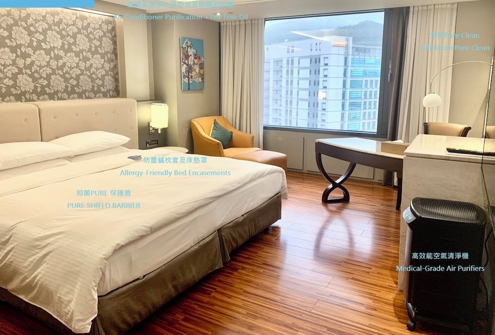 Pure, Premier, King Bed