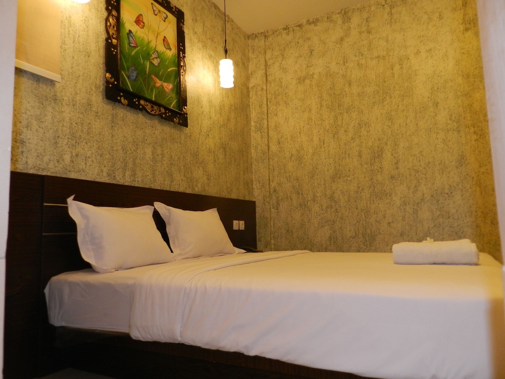 Suardana Inn's 25/46