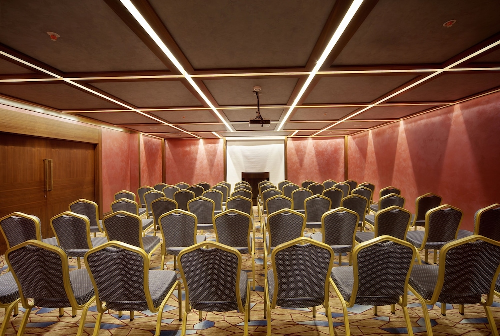 Grand Hotel de Pera 41/50