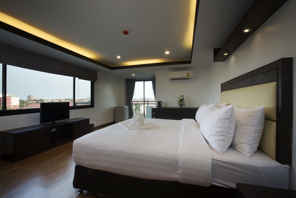 DELUXE, KING BED, TERRACE