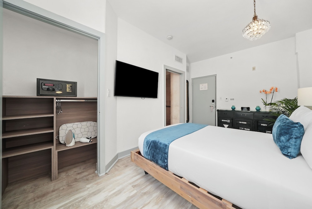 Whitelaw Hotel 31/59