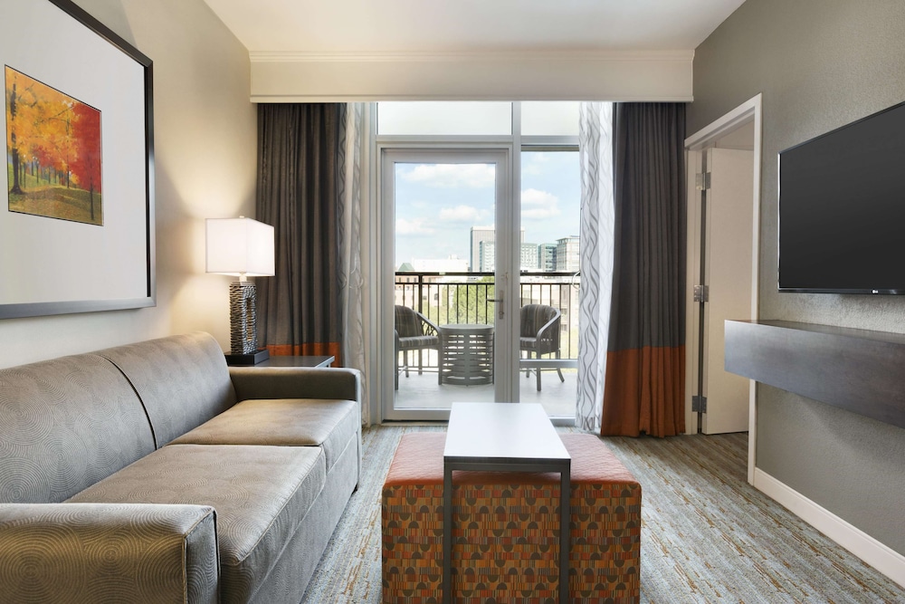 Embassy Suites By Hilton Greenville Downtown Riverplace 30/64
