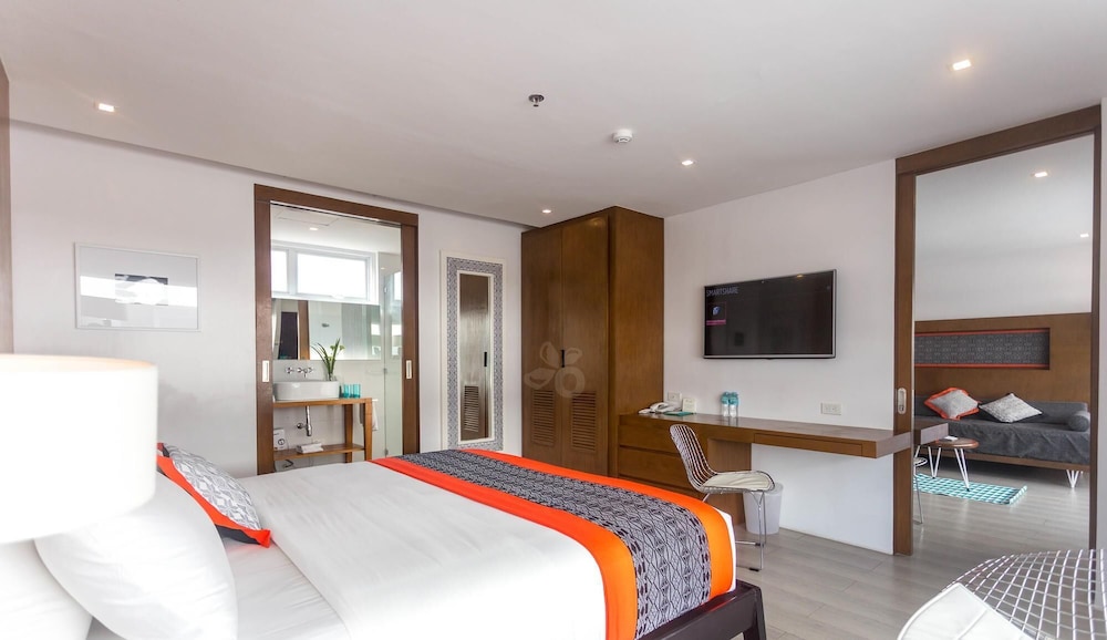 One Bedroom Suite