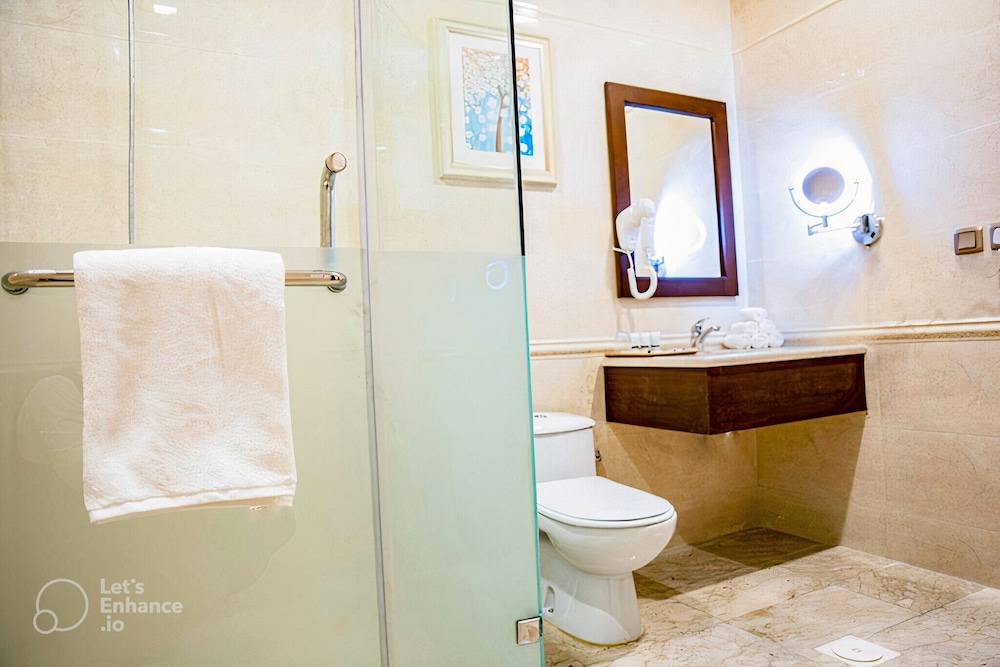 أجنحة لاتن النسيم(Laten Suites Al Naseem) 21/21