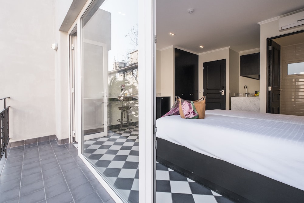 Apart Hotel B 18/65