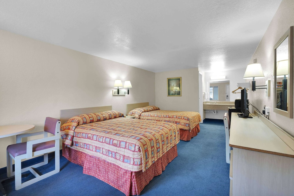 Room, 2 Double Beds, Accessible