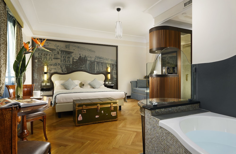 Grand Hotel Savoia Genova, Curio Collection by Hilton 24/73