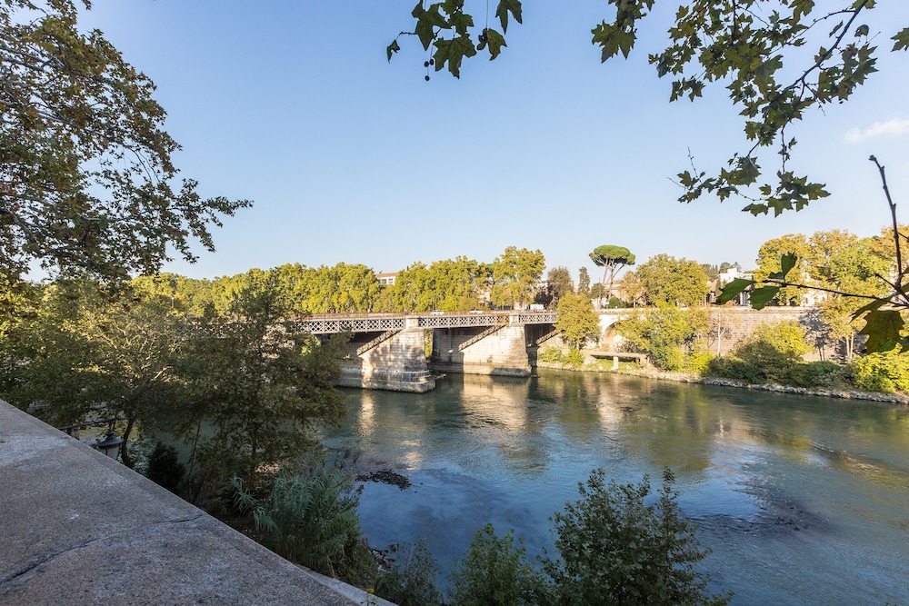 Palazzo Baj Guest House In Trastevere 43/50