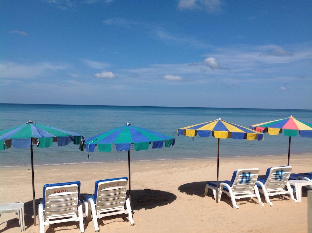 Ruan Mai Naiyang Beach Resort 67/76