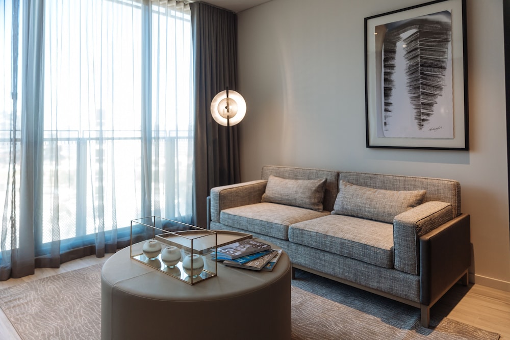 One Global Resorts Green Square 30/50
