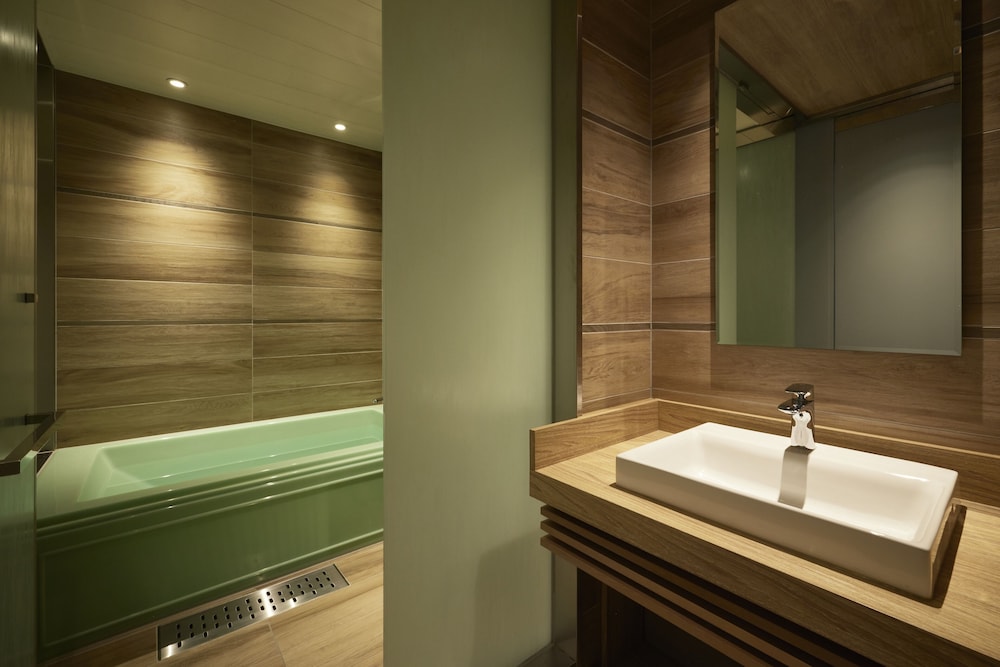 ALFIT HOTEL & BAR AKASAKA 49/50