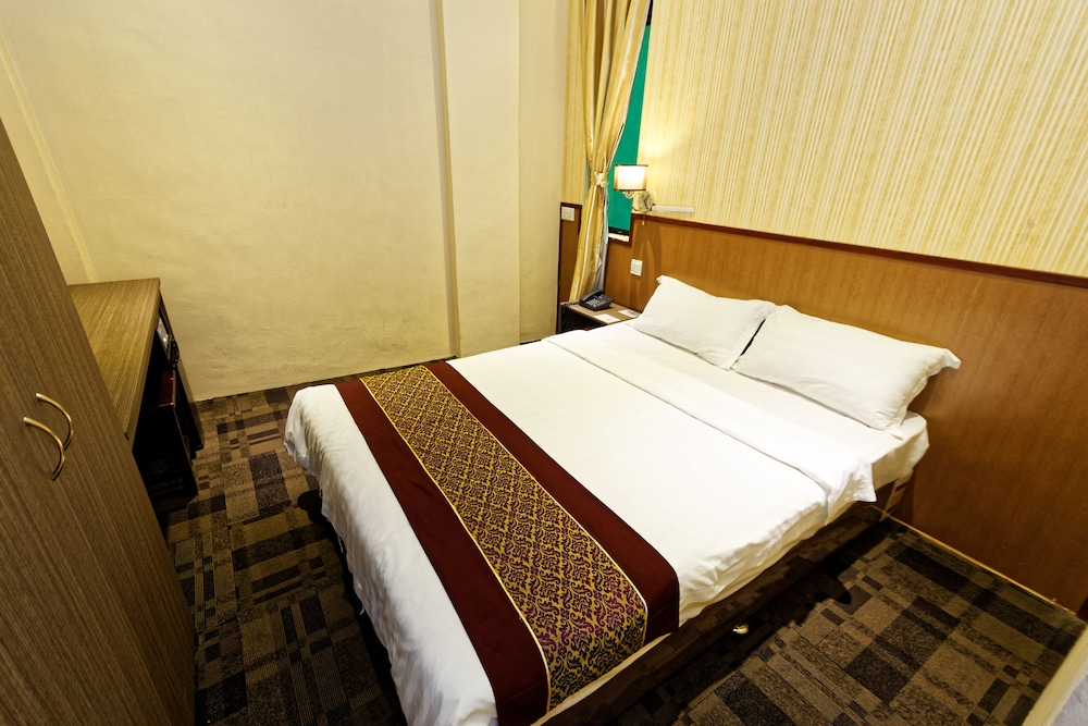 The Noble Hotel 18/48
