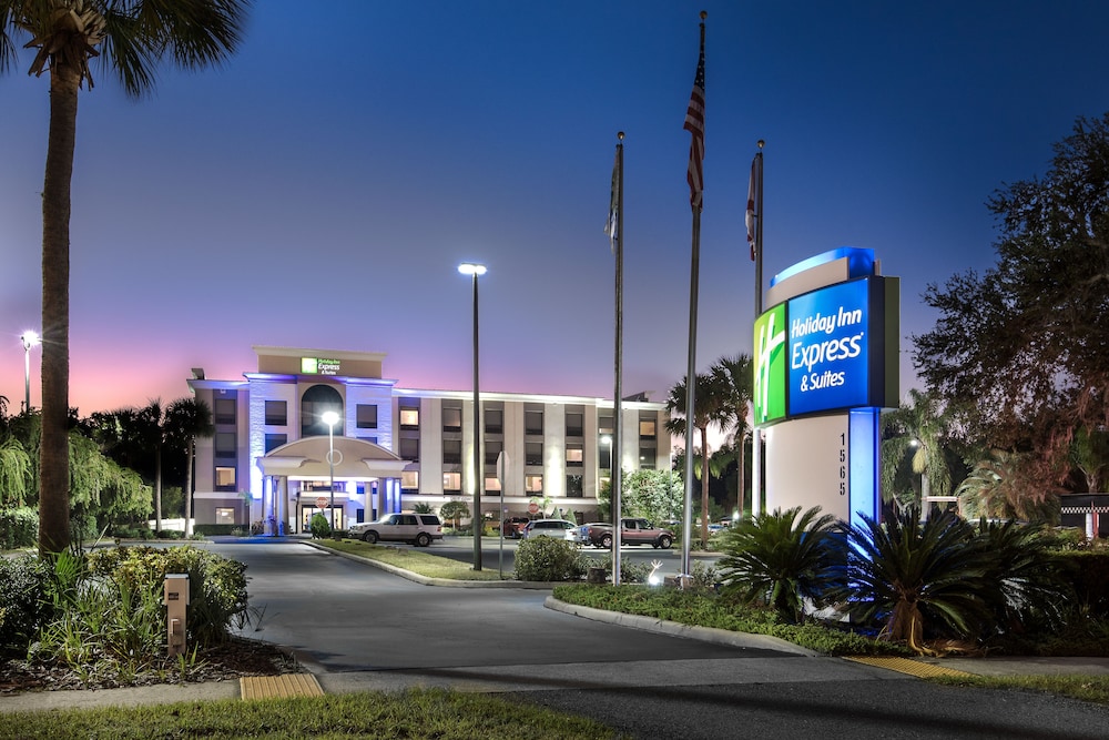 Holiday Inn Express Hotel And Suites Bartow 9/57