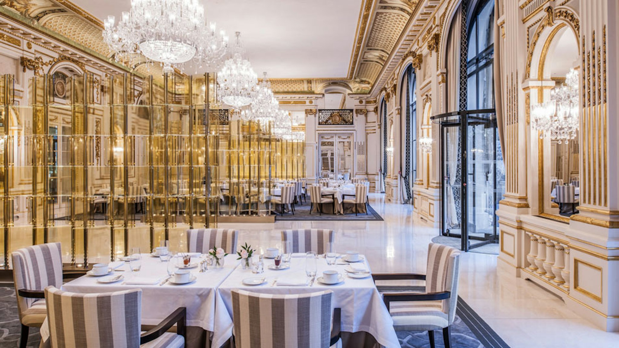 The Peninsula Paris 44/56