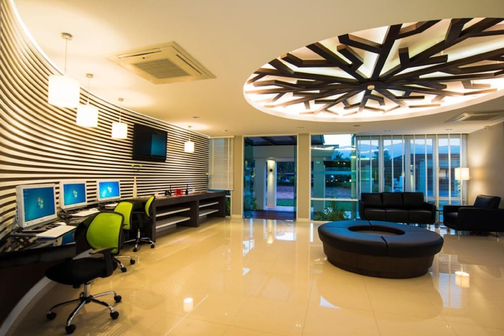 Napatra Hotel 14/23