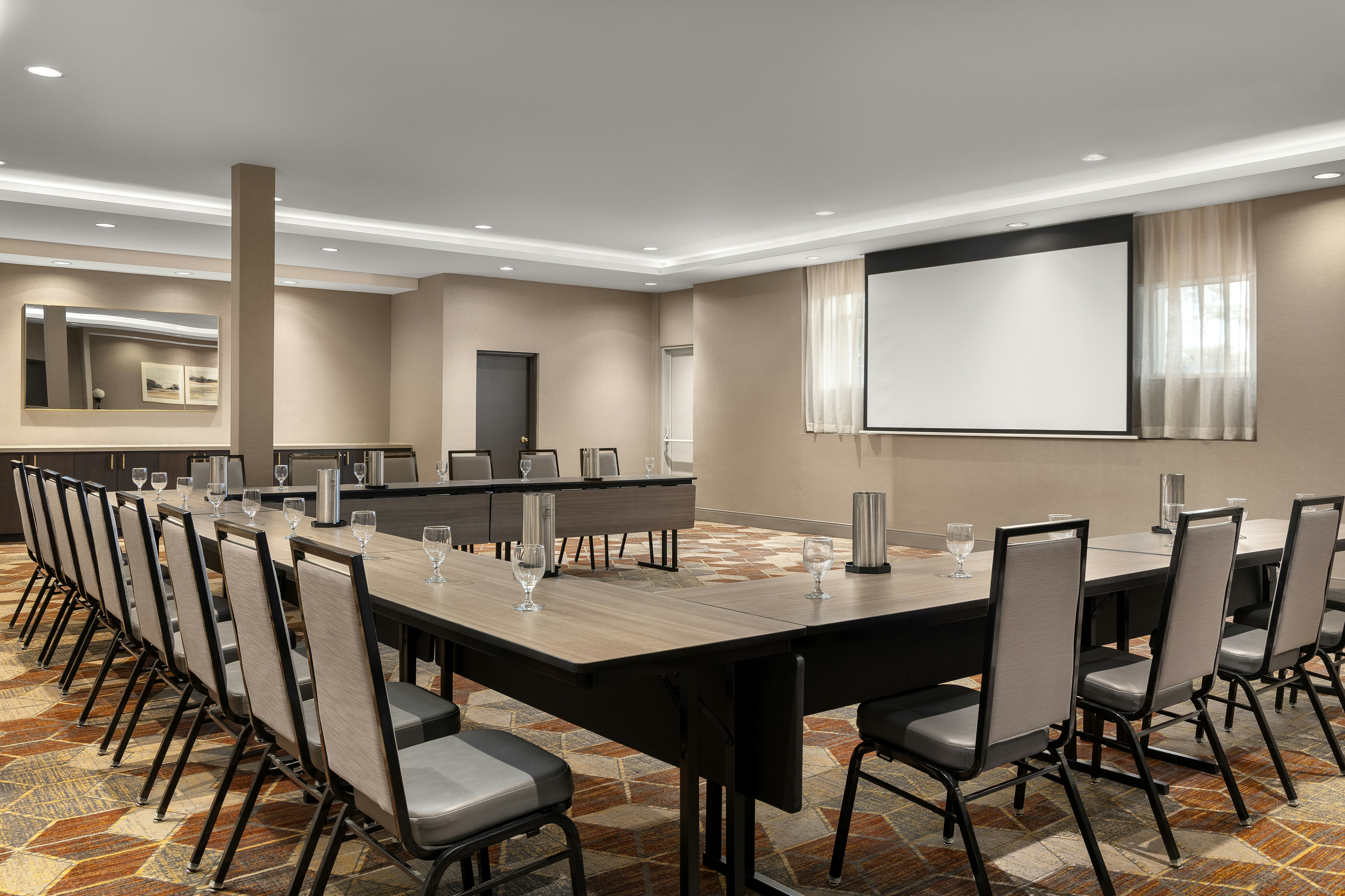 DoubleTree by Hilton Kitchener 31/36