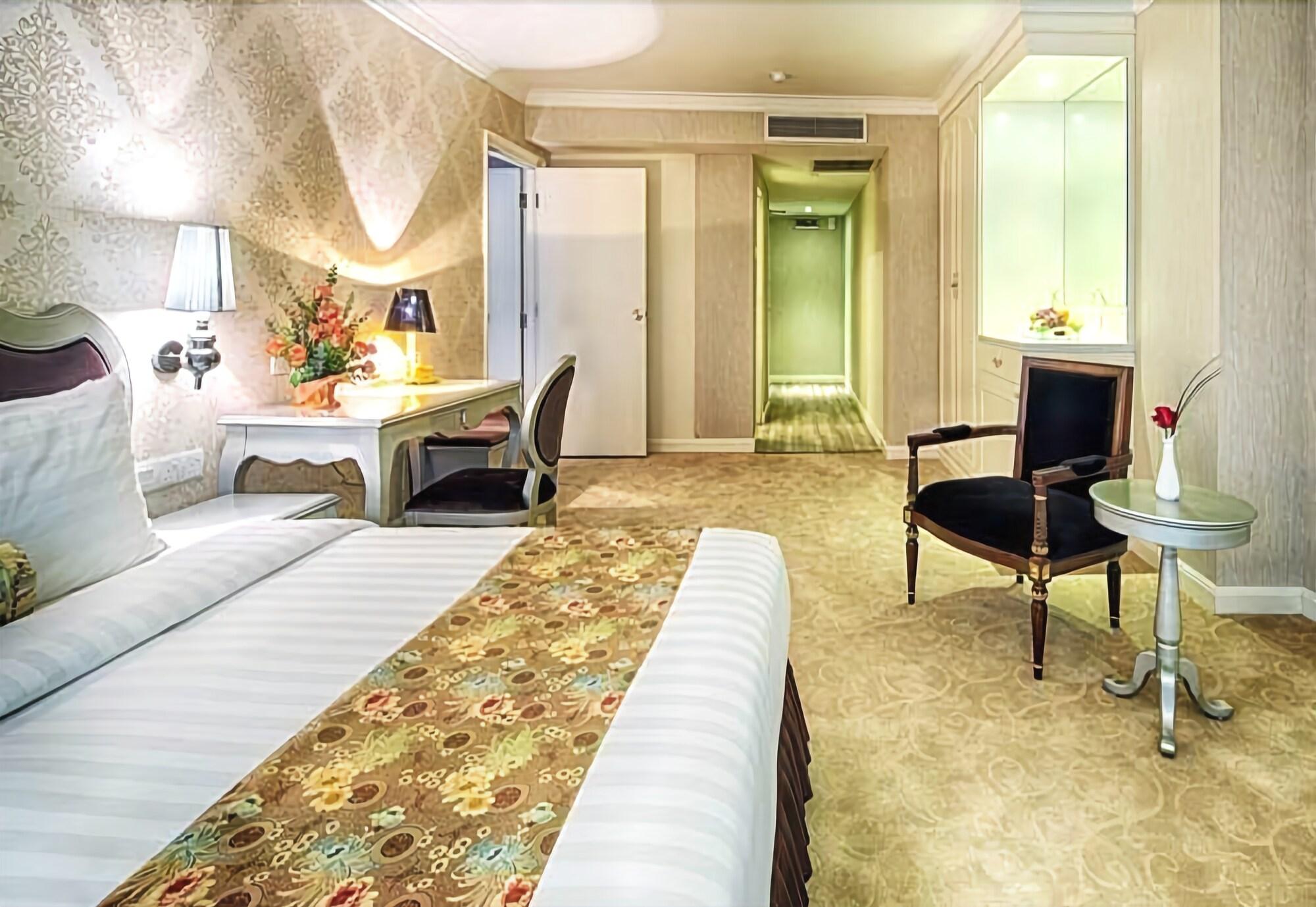 RC Hotel 20/34