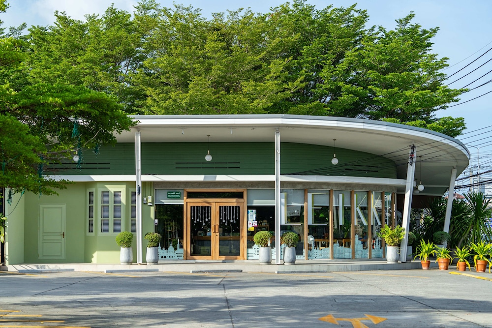 Fisherman Way Beach Resort 4/74