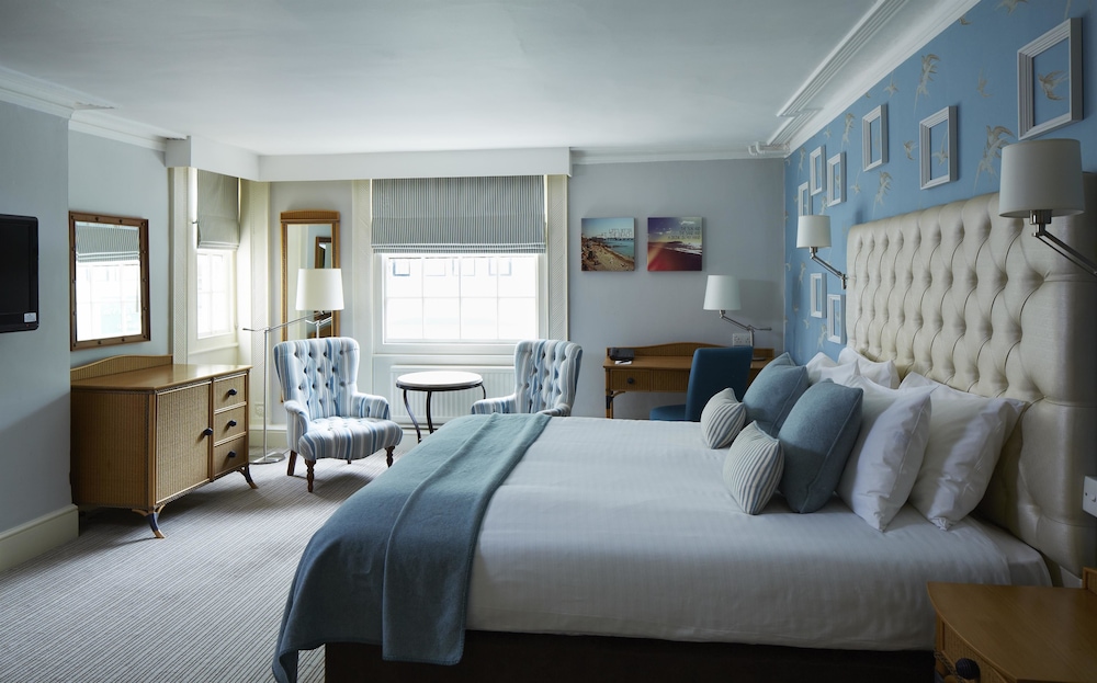 Old Ship Hotel 15/50