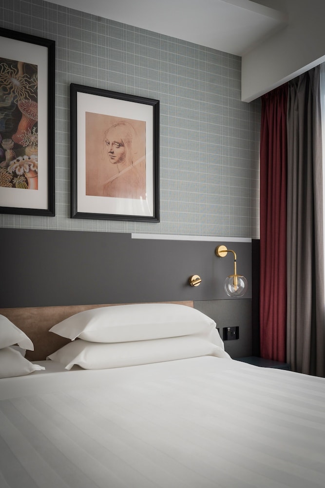 BASIC, DOUBLE BED