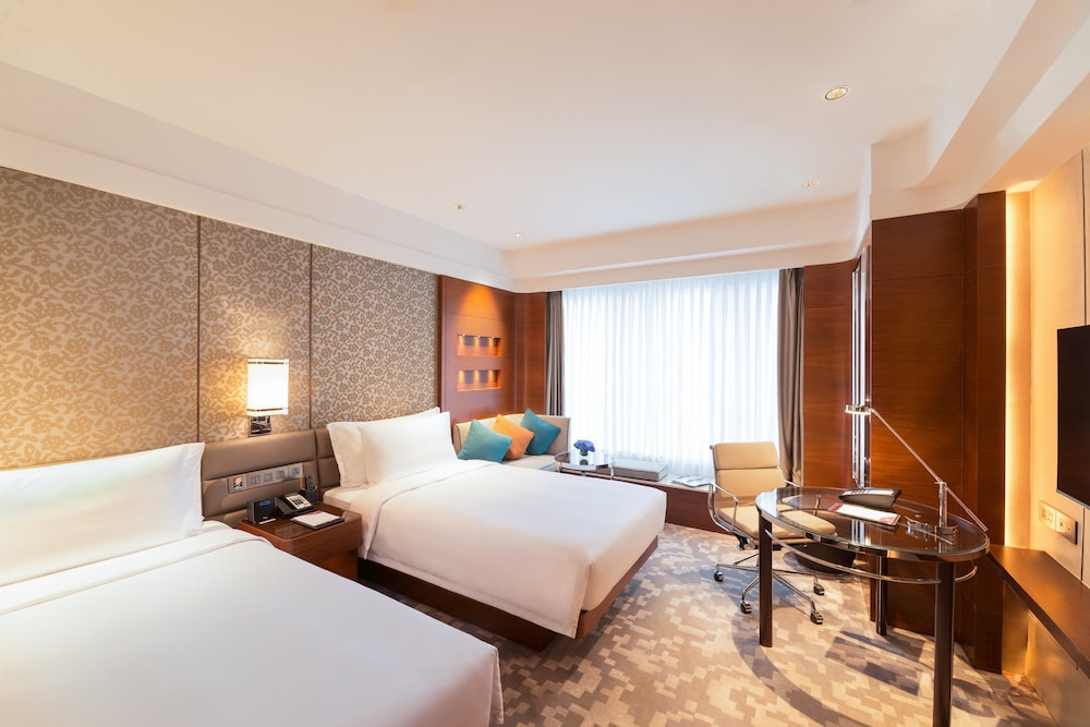 Crowne Plaza Macau 19/77