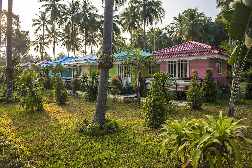 Chonnapha Resort 58/66