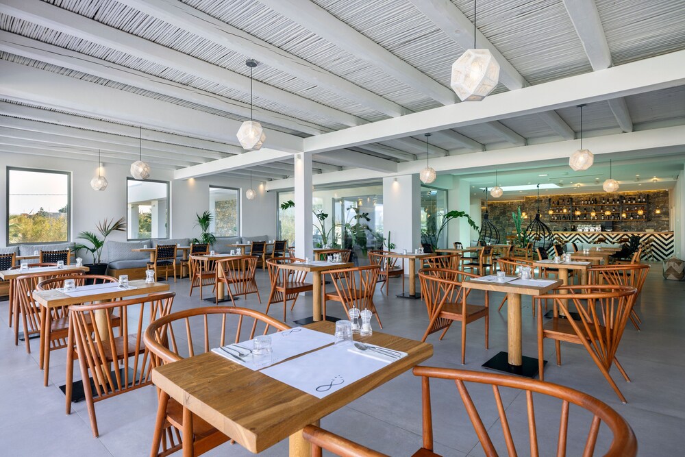 Atermono Boutique Resort and Spa 37/50