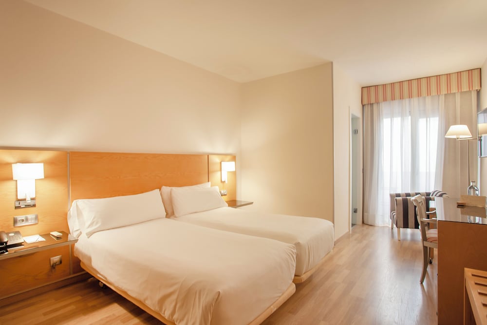 غرفة قياسية داخلية بسريرين منفصلين بإطلالة، Hotel Artiem Capri 4/10